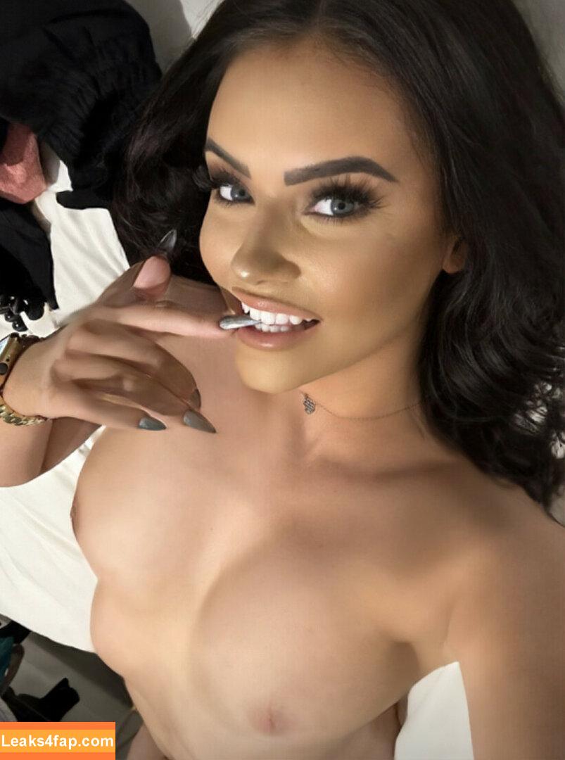 Chloe Bain / Chlobain / chloebain_ leaked photo photo #0007