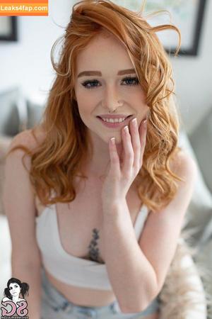 Chloe Blossom photo #0048