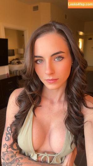 Chloebellexo photo #0003