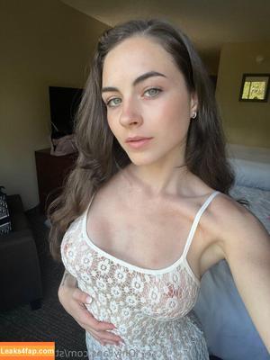 Chloebellexo photo #0015