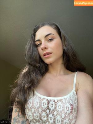 Chloebellexo photo #0022