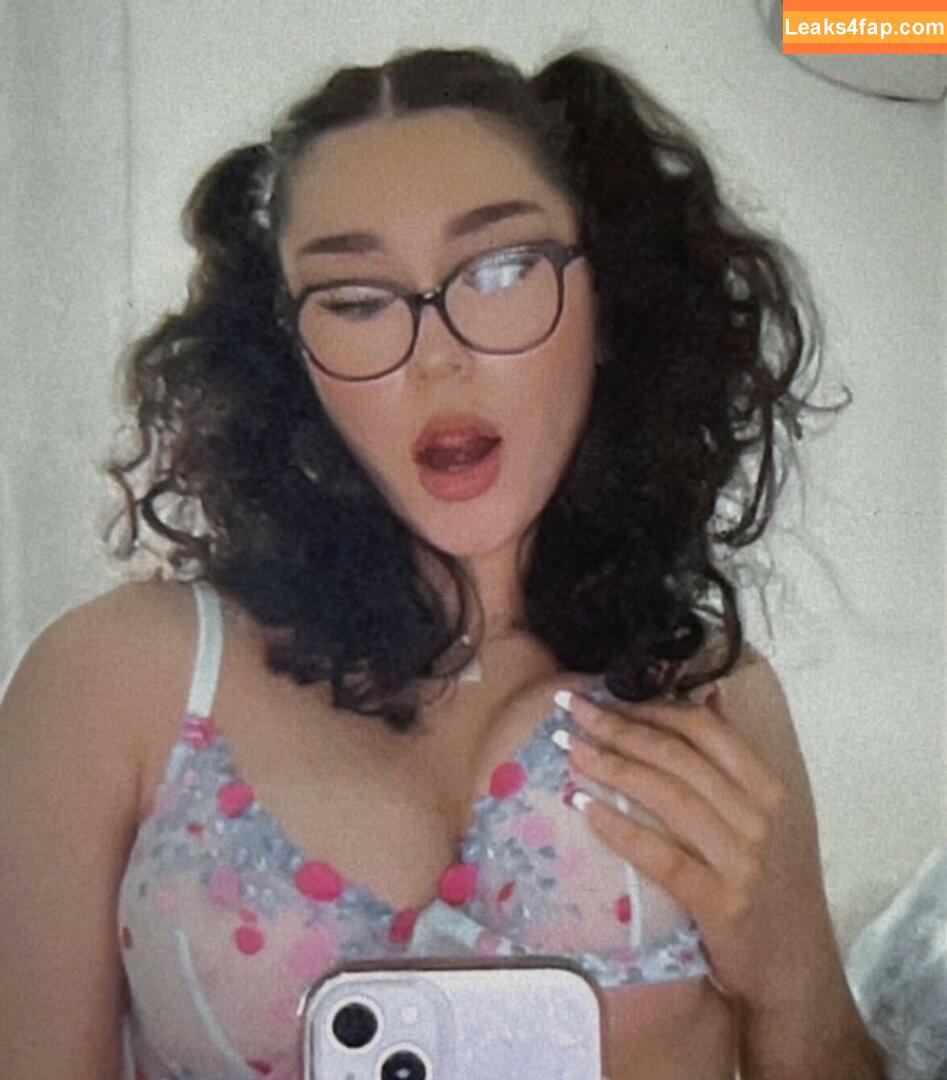 Christina Katava / Christinakatava leaked photo photo #0004