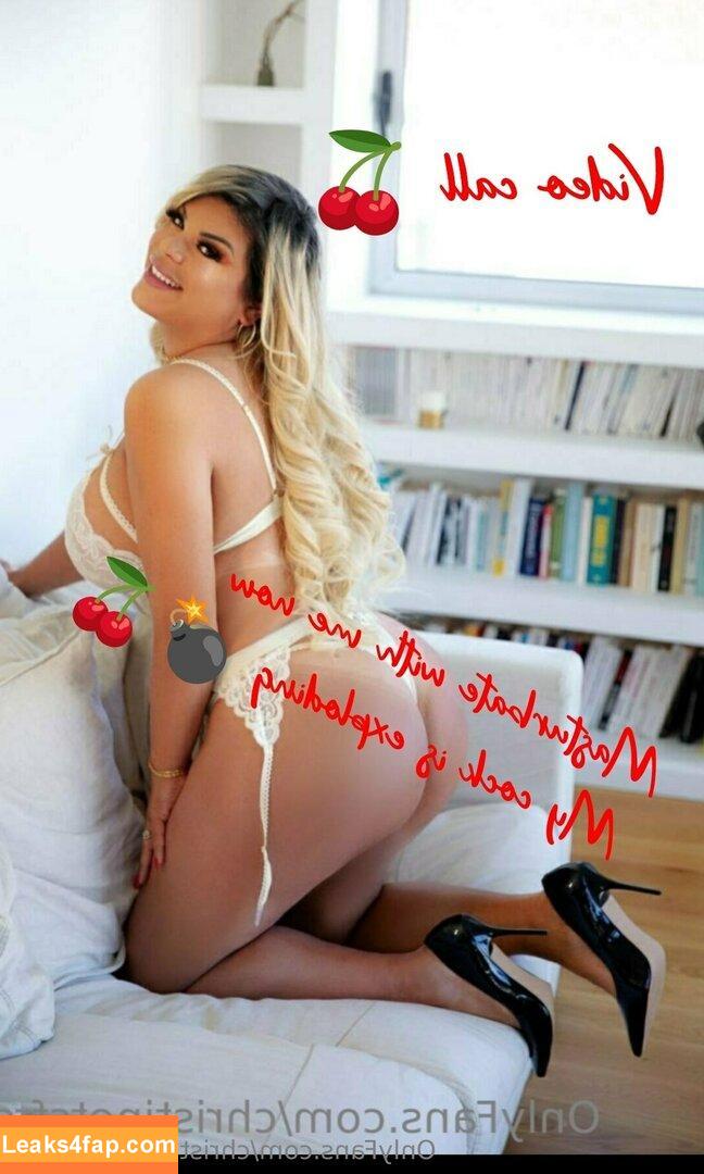 christinebigboobes / christineb_ leaked photo photo #0017