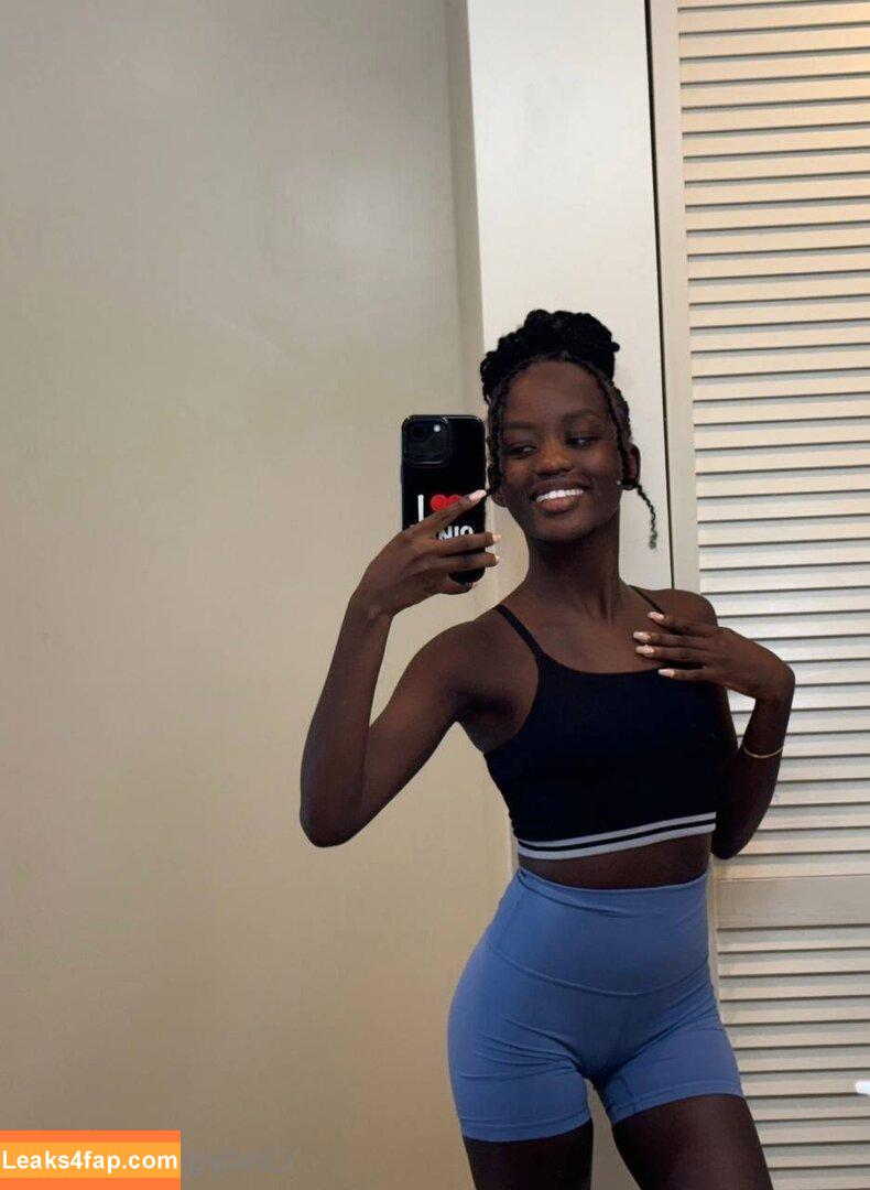 cindygetsnaughty / logicdoesntapply leaked photo photo #0097