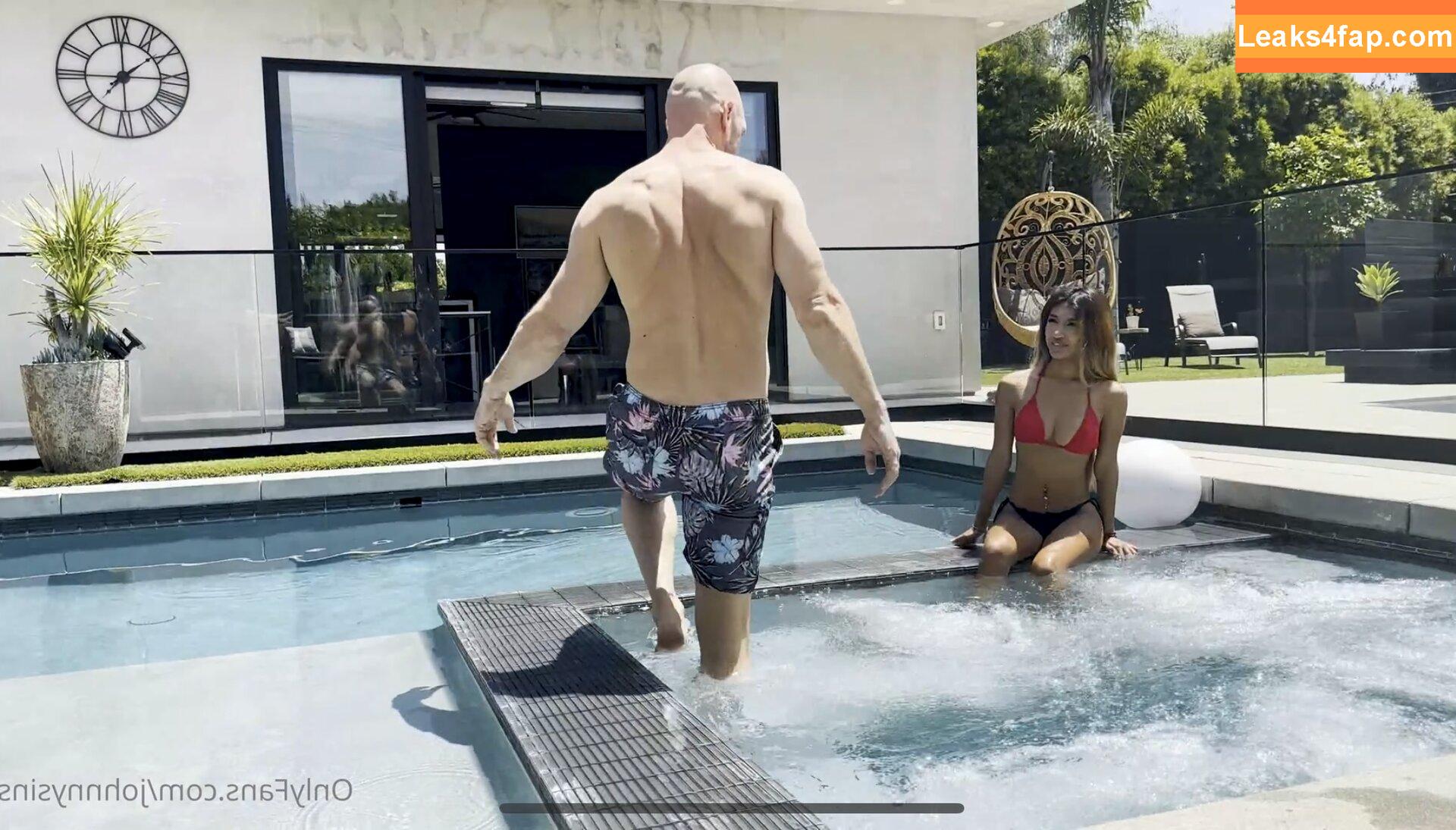 Clara Trinity / trinity_clara / trinitycarolineclara слитое фото фото #0397