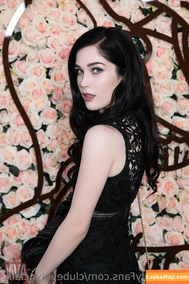clubevelynclaire / officialevelynclaire leaked photo photo #0007
