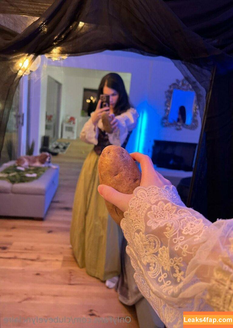 clubevelynclaire / officialevelynclaire leaked photo photo #0079