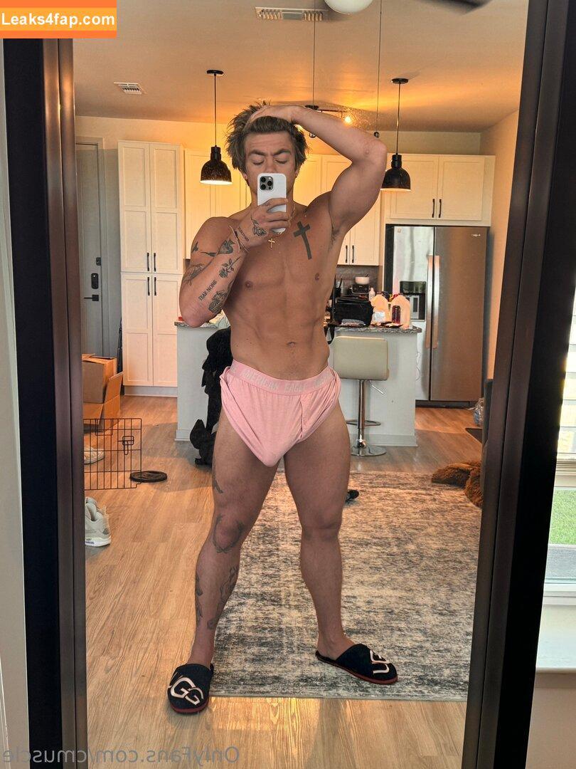 cmuscle /  leaked photo photo #0007