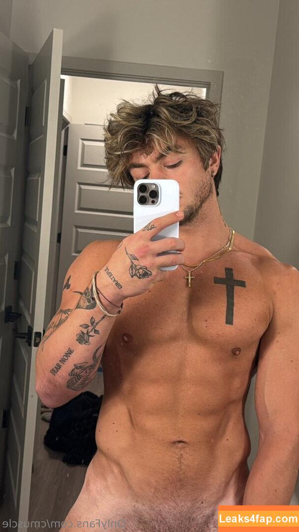 cmuscle /  leaked photo photo #0012