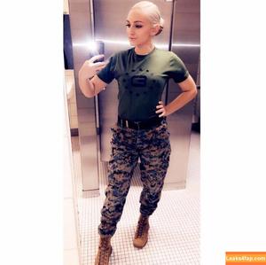 Combat Barbie photo #0022