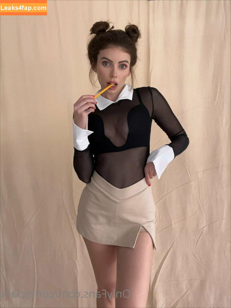 corinjclark /  leaked photo photo #0025