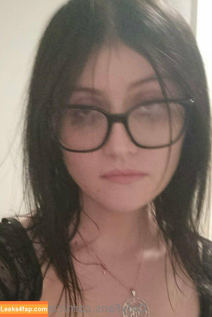 corpsethot / Evie / corpsehot / slutphasee leaked photo photo #0002