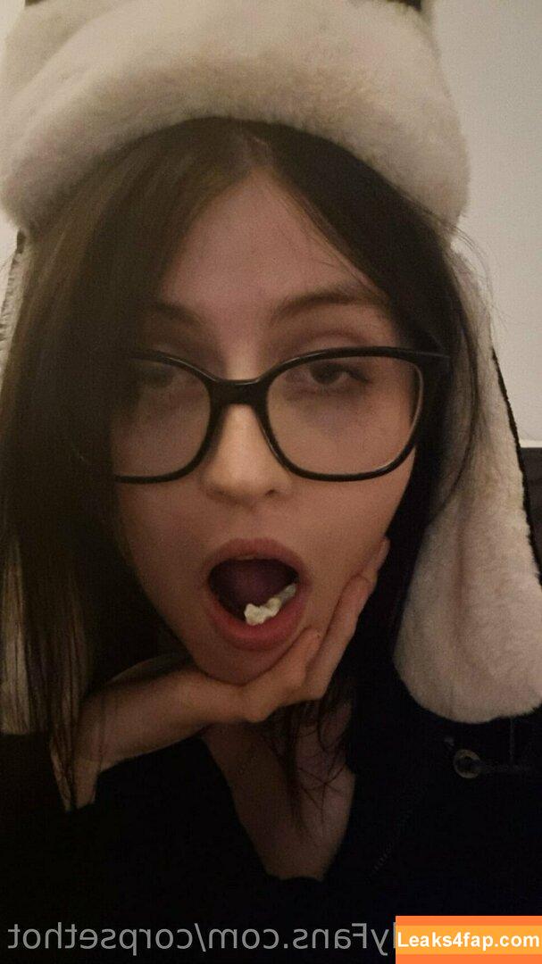 corpsethot / Evie / corpsehot / slutphasee leaked photo photo #0018