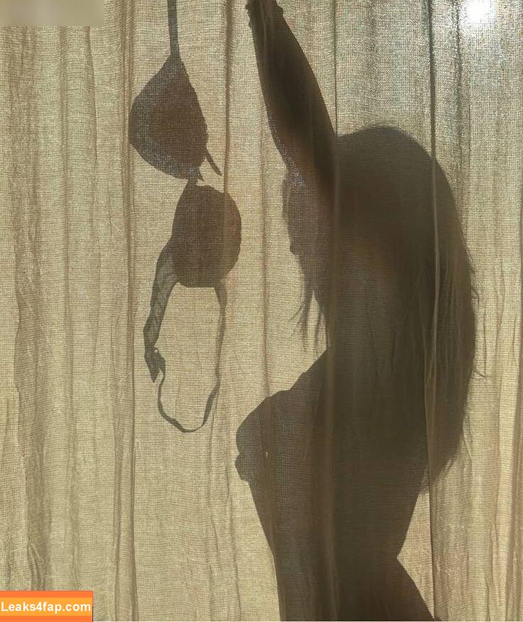 Cosima_csm /  leaked photo photo #0004