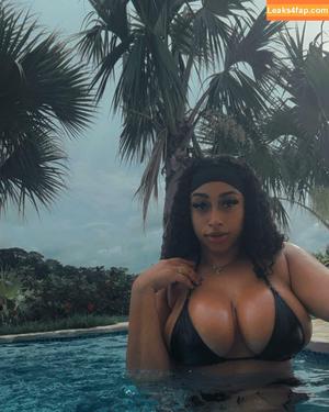 Cristina Celi photo #0033