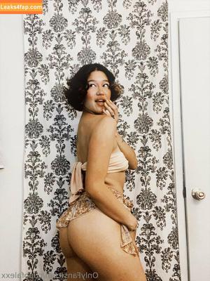 Cupofalexx photo #0189