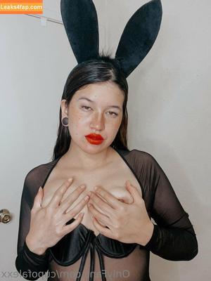 Cupofalexx photo #0327