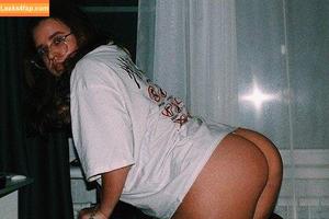 curly_decency photo #0174