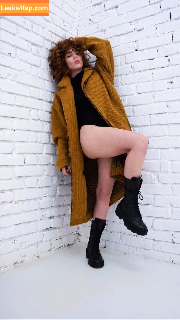 curlywiktoria / curlyvictoria / curlyyycue / wiktoria moldawiak слитое фото фото #0360