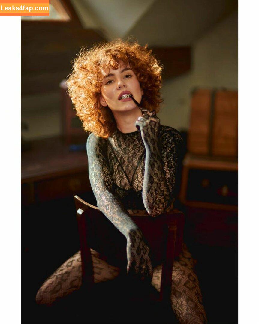 curlywiktoria / curlyvictoria / curlyyycue / wiktoria moldawiak слитое фото фото #0487