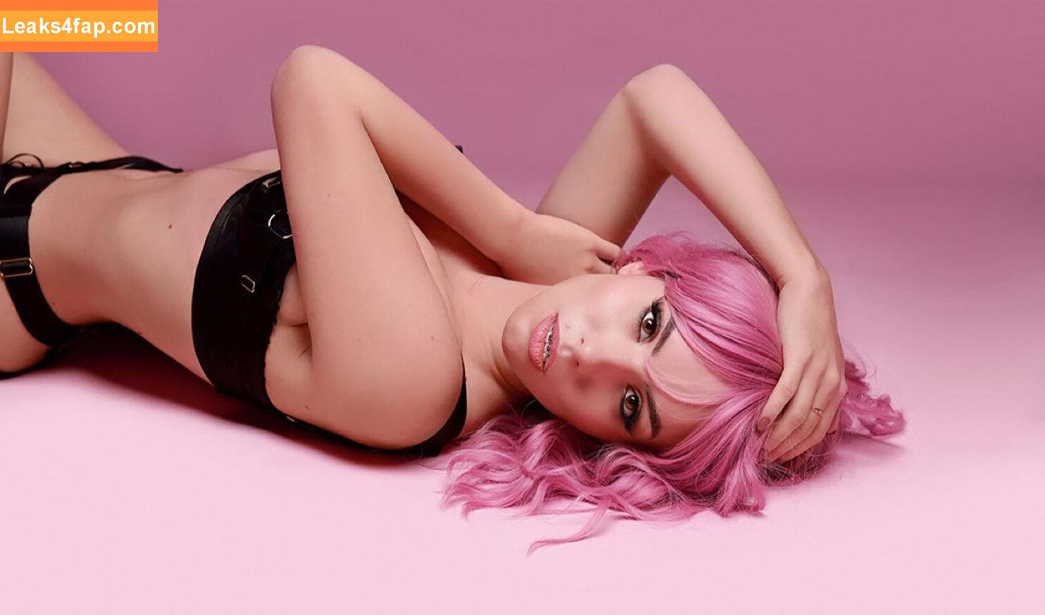 curlywiktoria / curlyvictoria / curlyyycue / wiktoria moldawiak слитое фото фото #0527