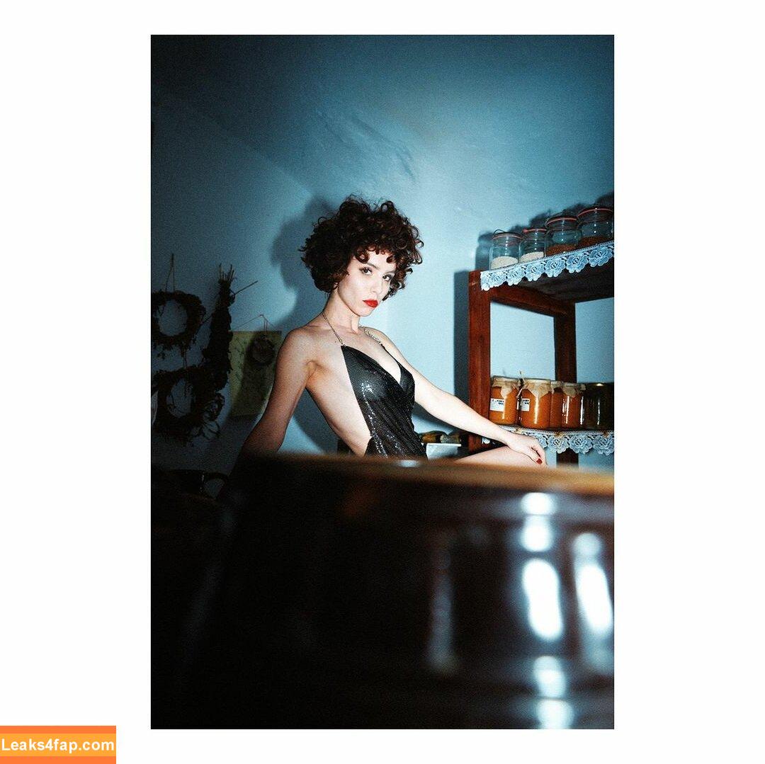 curlywiktoria / curlyvictoria / wiktoria moldawiak leaked photo photo #0751