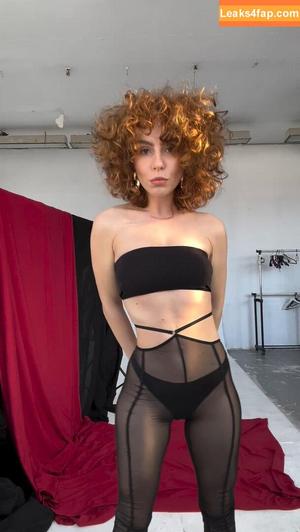 curlywiktoria фото #0358