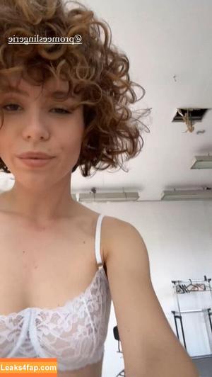 curlywiktoria фото #0495