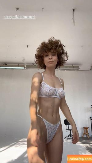 curlywiktoria фото #0505