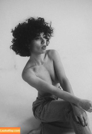 curlywiktoria photo #0698