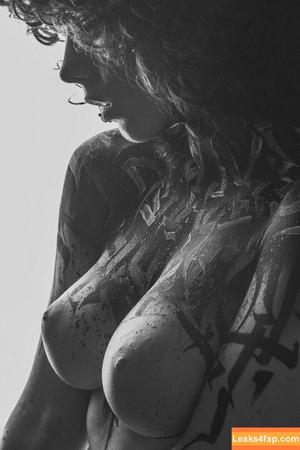 curlywiktoria photo #0787