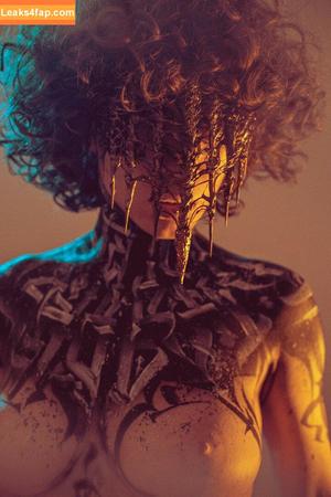 curlywiktoria photo #0790