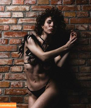 curlywiktoria photo #0850