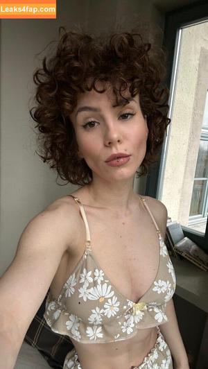 curlywiktoria photo #0957