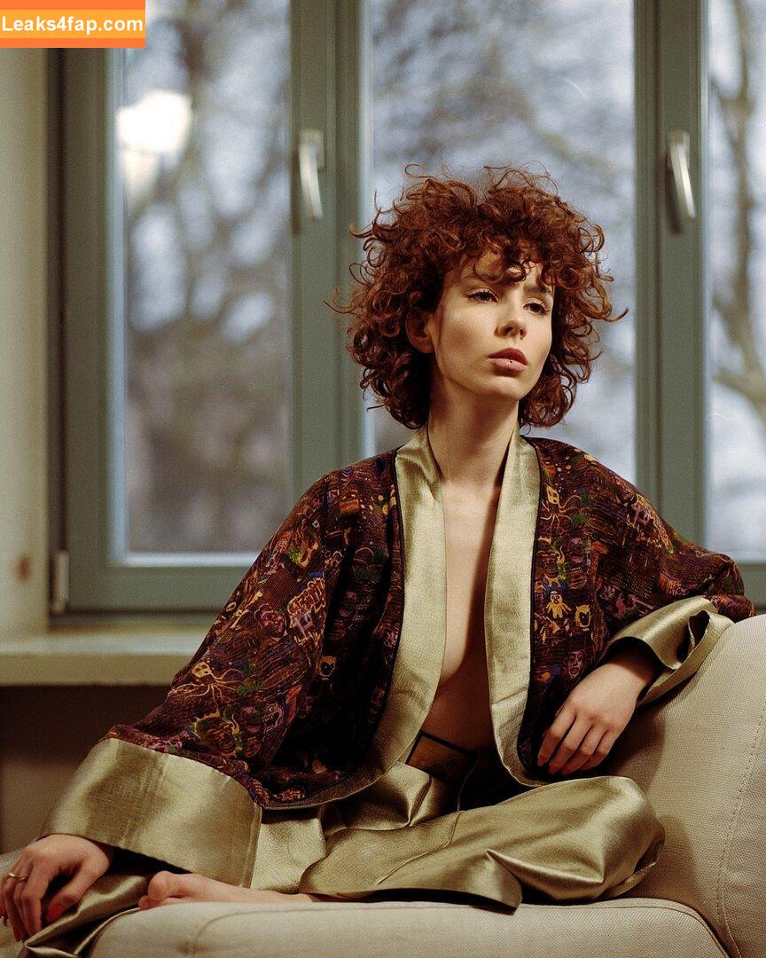 curlywiktoria / curlyvictoria / curlyyycue / wiktoria moldawiak leaked photo photo #1001