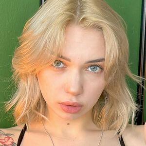 cute_blonde_princess /  слитое фото фото #0051