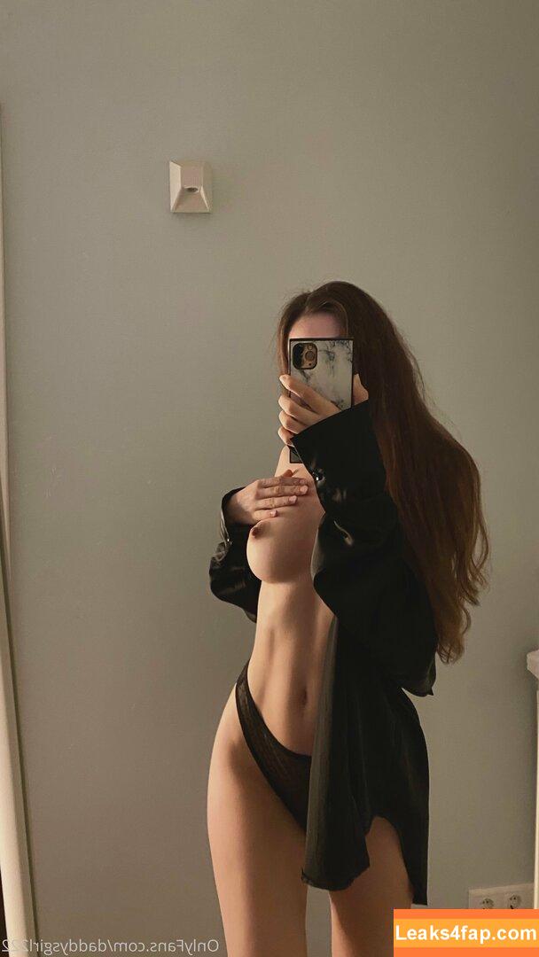 Daddysgirl222 / yourgirlfriend22 leaked photo photo #0040