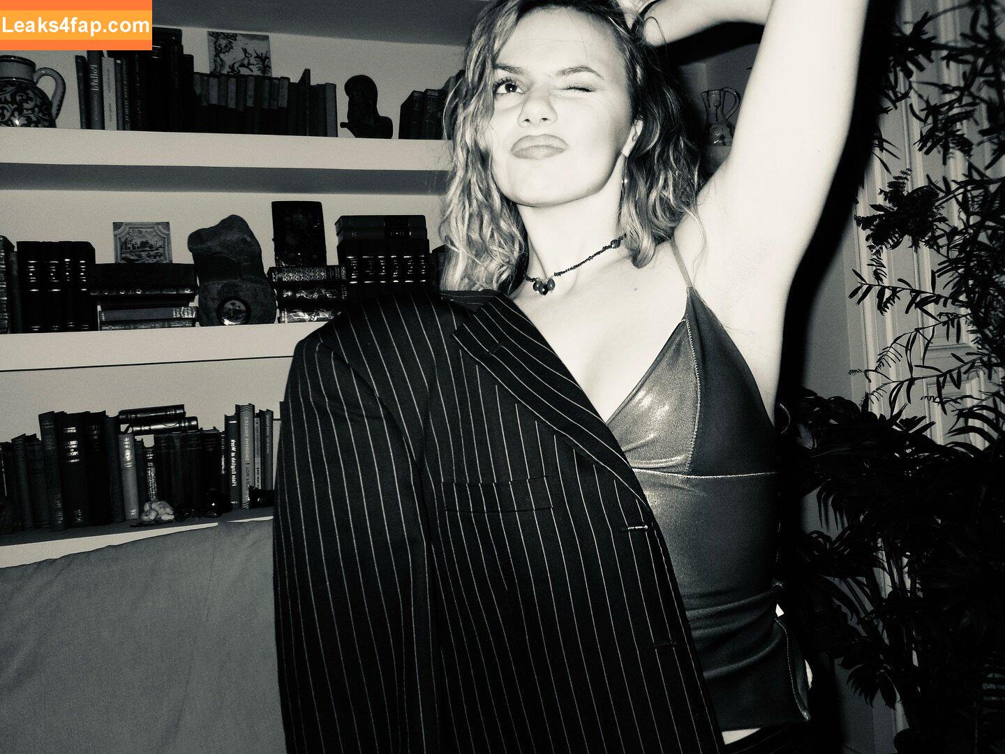 Dafne Keen / dafnekeen / lauradafne93 leaked photo photo #0293