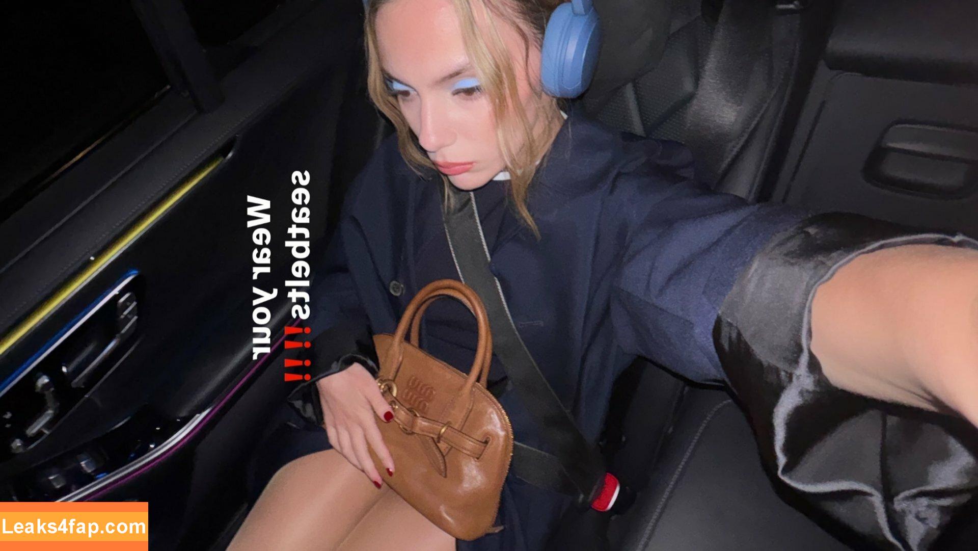Dafne Keen / dafnekeen / lauradafne93 leaked photo photo #0397