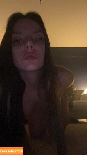 Dafne Keen photo #0004