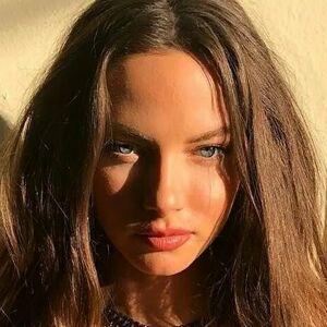 Dafne Keen photo #0027