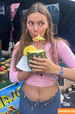 Dafne Keen photo #0095
