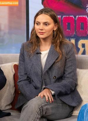Dafne Keen photo #0174