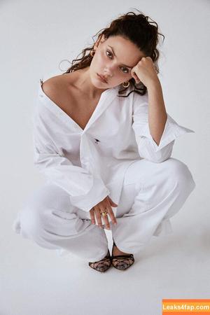 Dafne Keen photo #0254