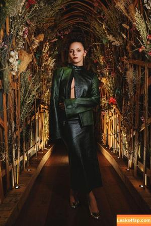 Dafne Keen photo #0257