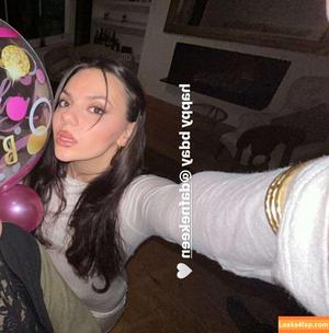 Dafne Keen photo #0291
