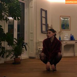 Dafne Keen photo #0316