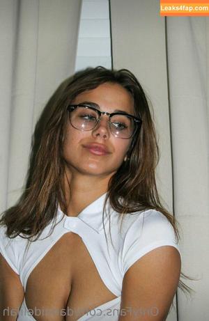 Danielle Webb photo #0043