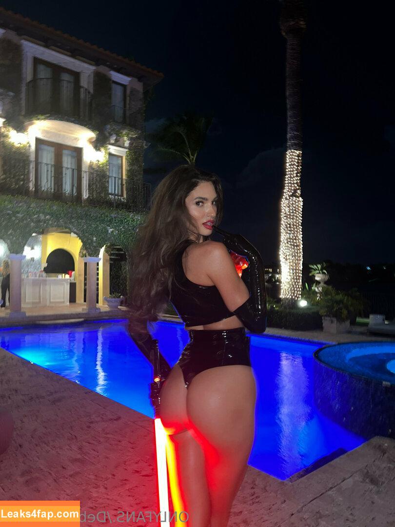 Debbie St Pierre / debbie_st.pierre / debbiestpierre leaked photo photo #0117