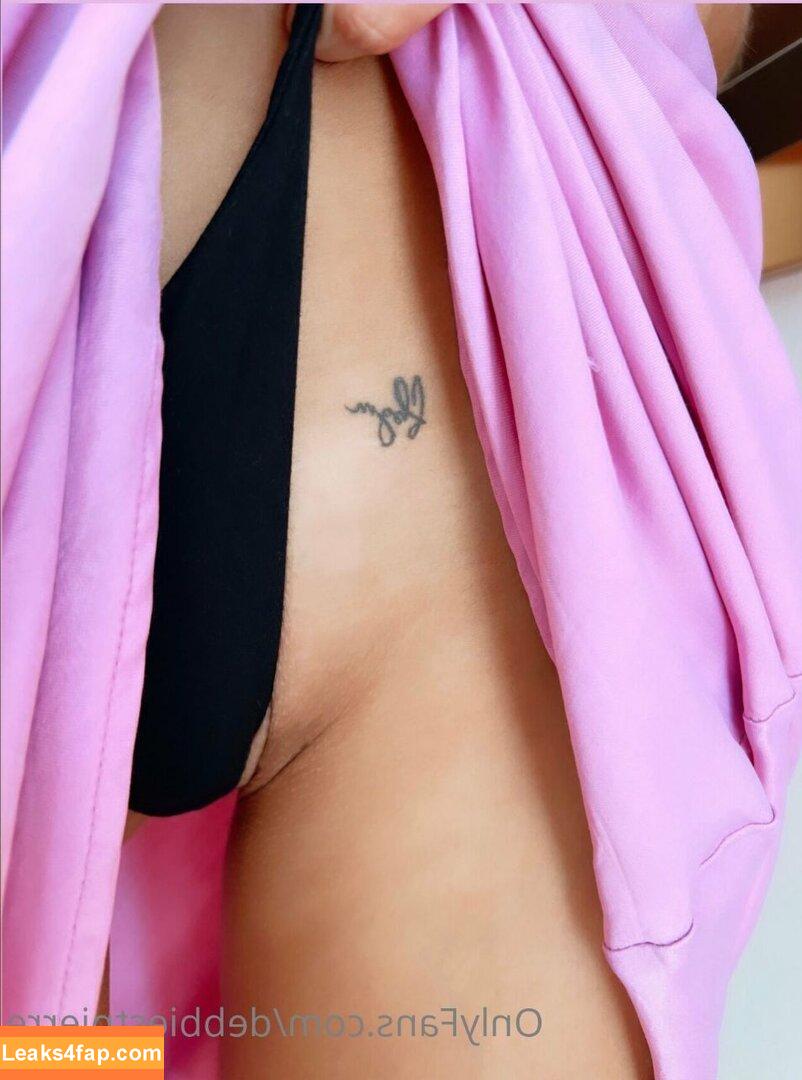 Debbie St Pierre / debbie_st.pierre / debbiestpierre leaked photo photo #0437